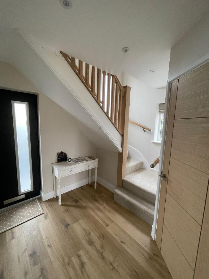 Newly Renovated 3 Bed Property - Countryside Views Dunstall 외부 사진