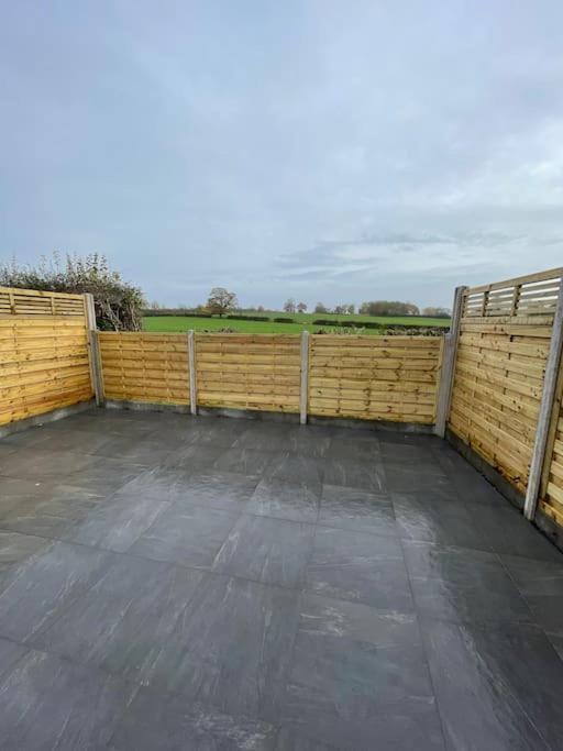 Newly Renovated 3 Bed Property - Countryside Views Dunstall 외부 사진
